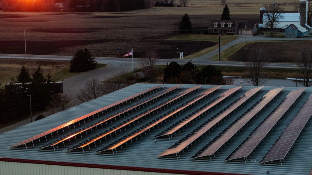 commercial building solar tax credit, commercial solar tax credit, solar tax credit for businesses, solar panel tax credit, solar tax credit, solar panel incentives, rebates for solar panels, solar energy tax credit, solar investment tax credit, solar power tax credit, tax break for solar panels, federal tax credit for solar panels